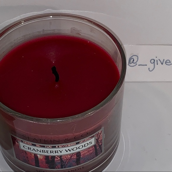 RARE 25-40 Hrs Cranberry Woods Candle 🕯Single Wick Bath & Body Works - Picture 4 of 11